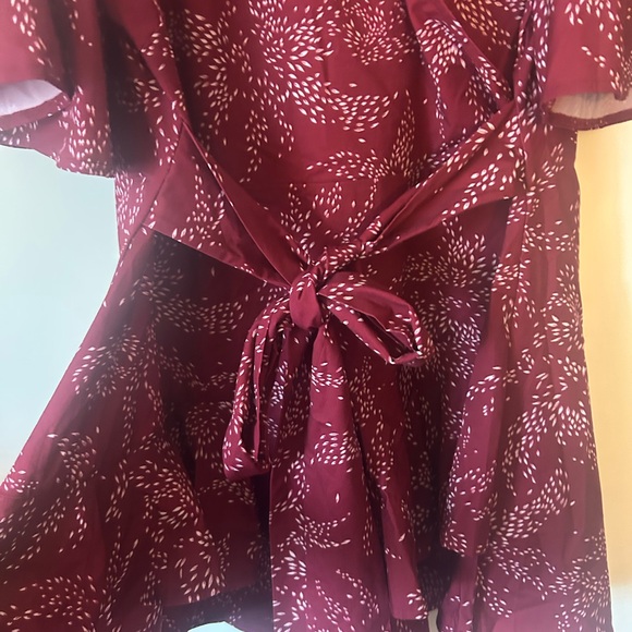 Elegant Maroon Romper - Picture 4 of 11